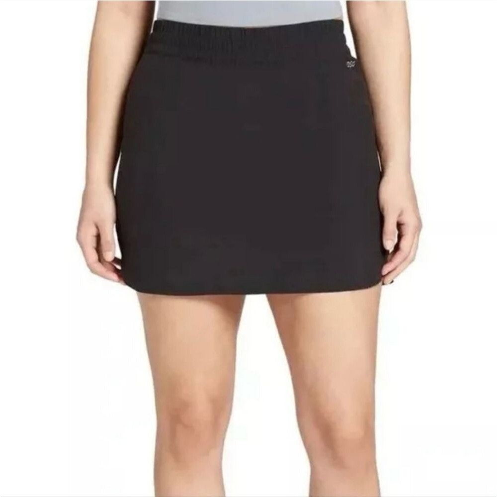 DSG Mid-Rise Performance Stride Skort in Black Summer Size Large‎